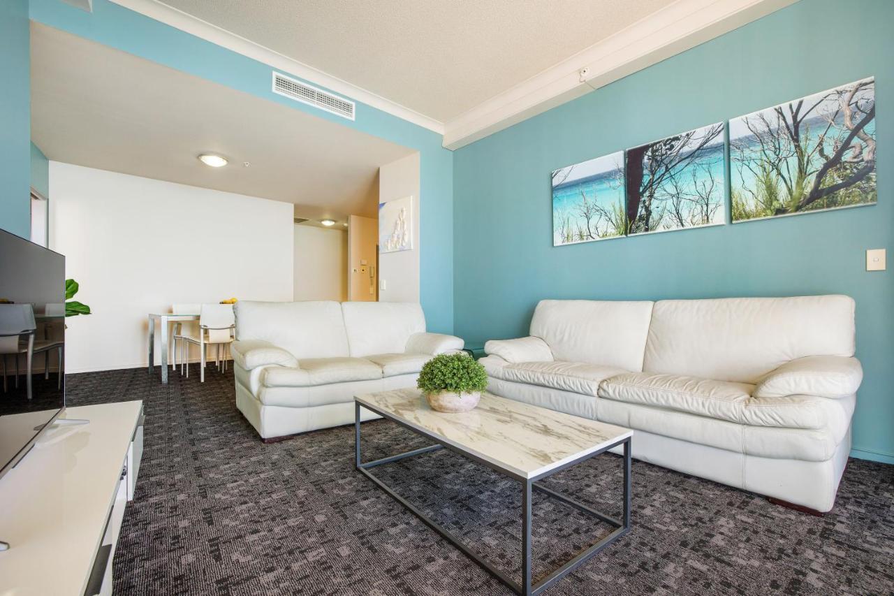 Chevron Renaissance Managed By Gchs * Gold Coast
