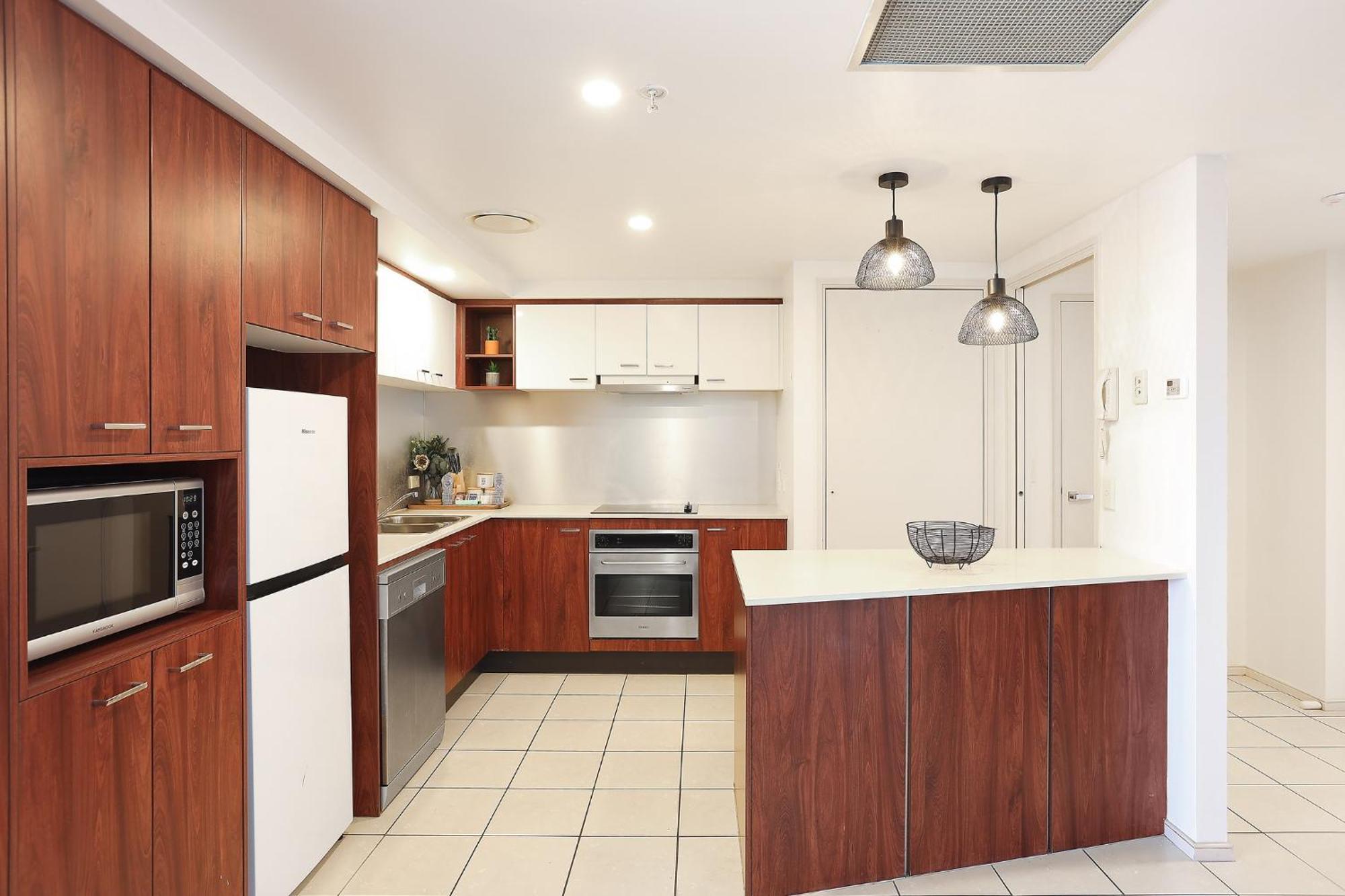 Chevron Renaissance Managed By Gchs Apartment